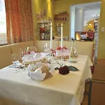 Biohof Naturzeit Faaker 4* 드로볼라흐암파케르시