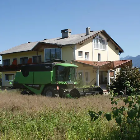 ホテル Biohof Naturzeit Faaker 4*